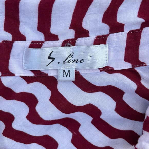 Striped S Line Blouse - Picture 2 of 2